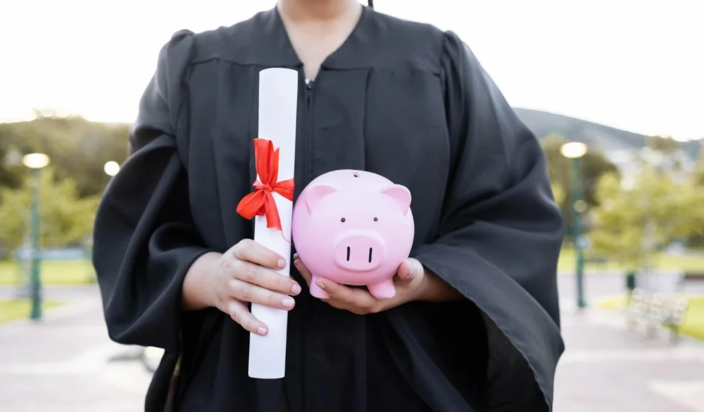 Student winning scholarships for college